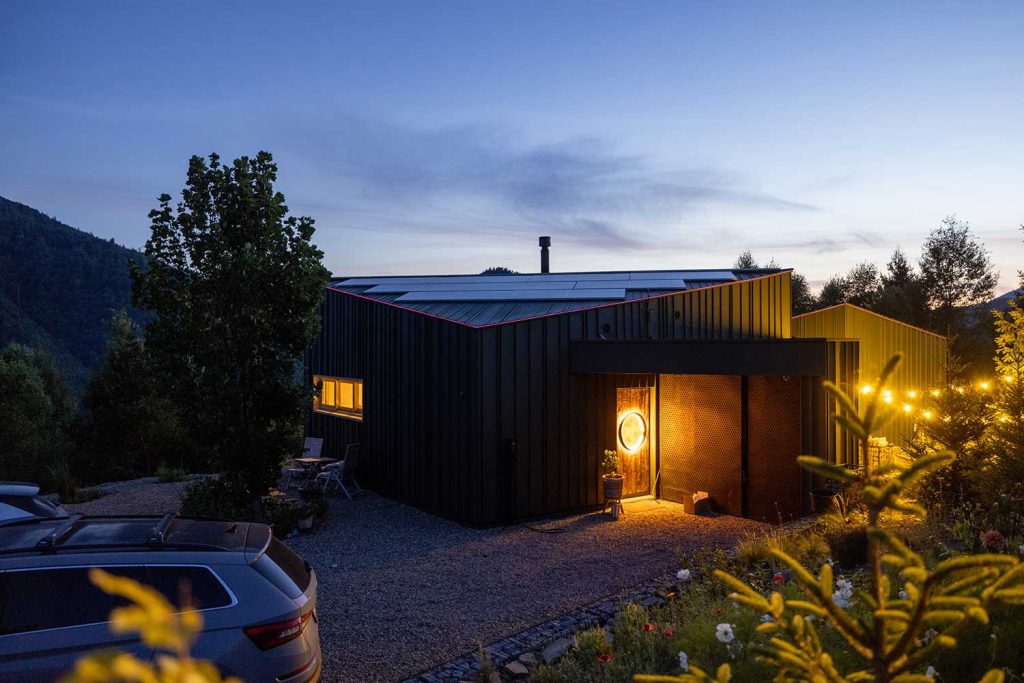 راهنمای جامع بسته‌بندی برای اقامت در کلبه‌های طبیعت